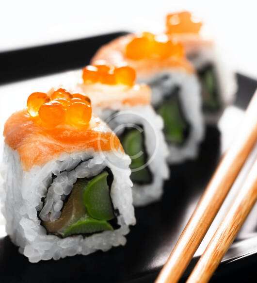 Philadelphia & Caviar Roll